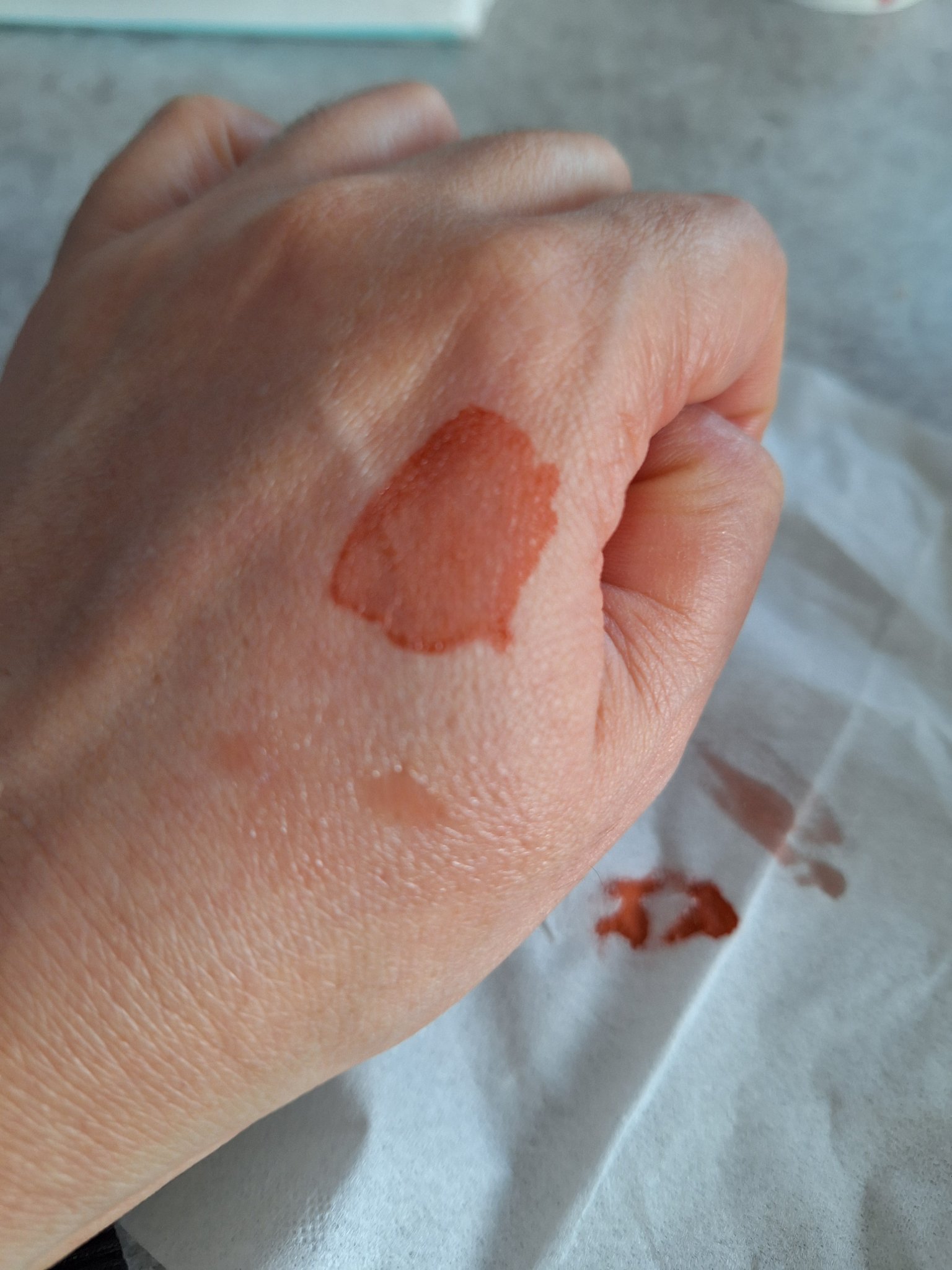 リップコンフォートオイル 18/CLARINS/リップグロスを使ったクチコミ（3枚目）