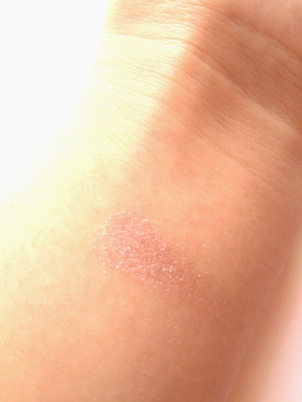 シャドーカスタマイズ/MAJOLICA MAJORCA/単色アイシャドウを使ったクチコミ（3枚目）