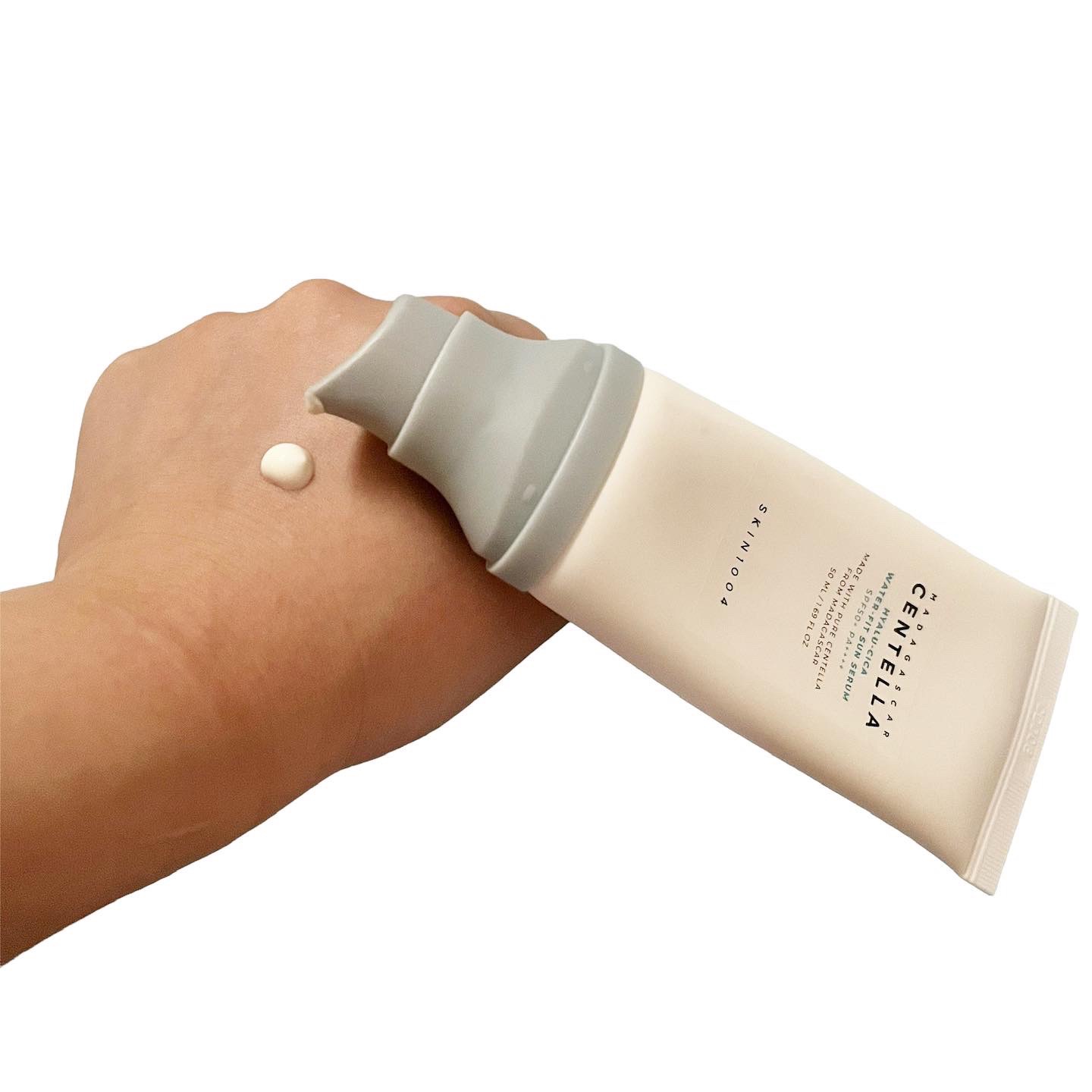 ヒアルーシカ ウォーターフィット サンセラム/SKIN1004/日焼け止めローションを使ったクチコミ（3枚目）