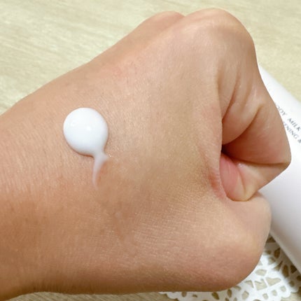 ボディミルク ブライトニング&エイジングケア<医薬部外品>/ファンケル/ボディミルクを使ったクチコミ(4枚目)