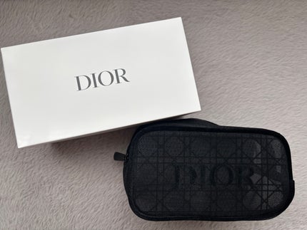 Pooh/フォロバ100◎ on LIPS 「ディオールでメッシュポーチのノベルティがあったのでGETしてき..」(1枚目)