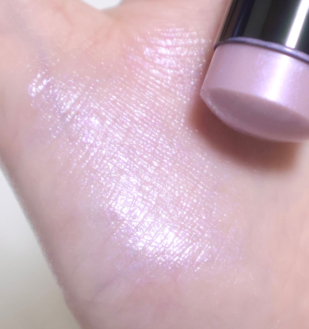 ボーム エサンシエル/CHANEL/スティックハイライトを使ったクチコミ(2枚目)