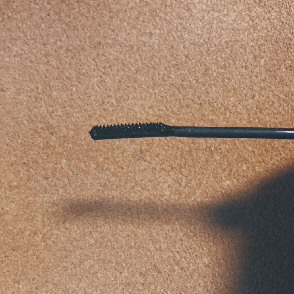 ボリューム エクスプレス ハイパーカール スパイキーコーム ウォータープルーフ/MAYBELLINE NEW YORK/マスカラを使ったクチコミ(2枚目)