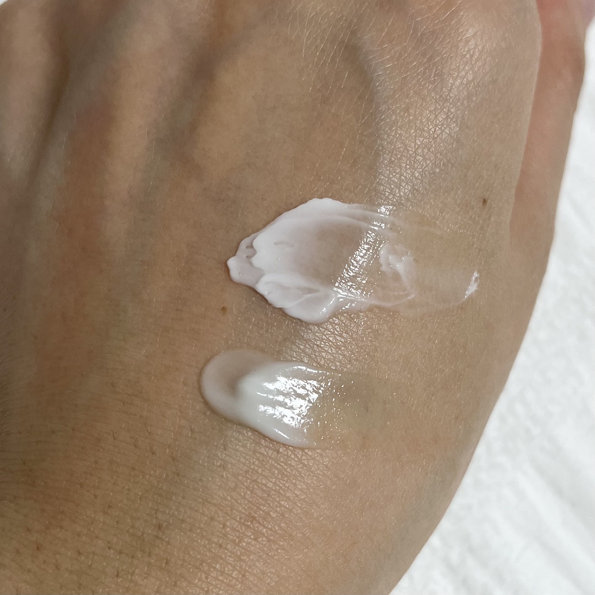 ドクダミクリームカーミングチューブ/Abib /フェイスクリームを使ったクチコミ（3枚目）