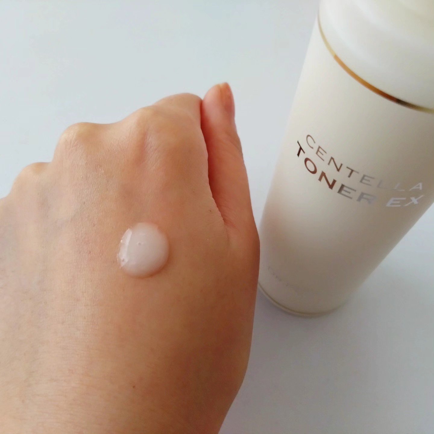 DR.PEPTI センテラトナーのクチコミ「センテラトナーEX
乳白色のとろみのしっかり目のテクスチャー。
じんわり馴染んでいく感じが気持.....」（2枚目）