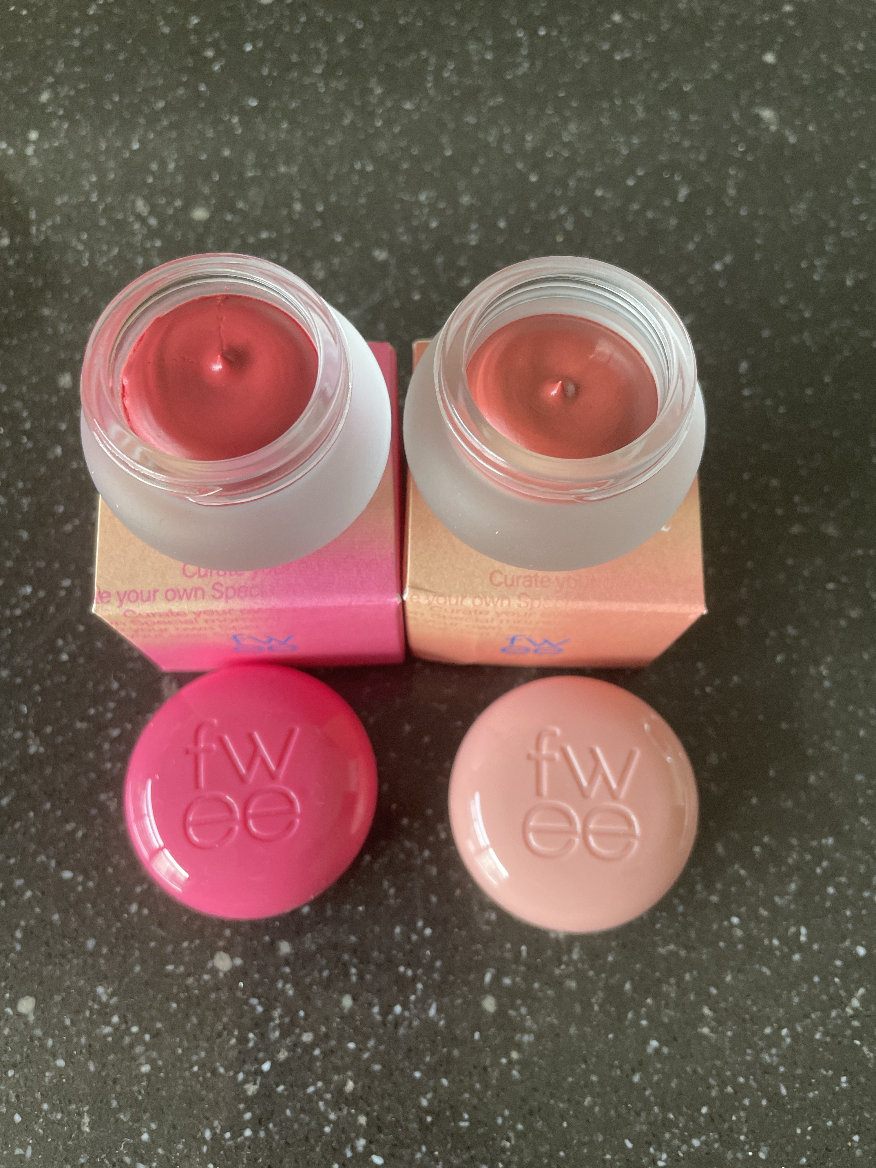 リップアンドチーク ブラーリープリンポット/fwee/口紅を使ったクチコミ（1枚目）