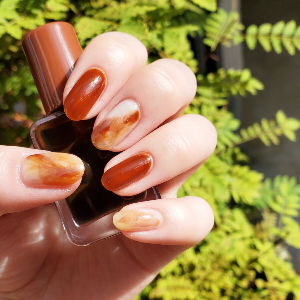 ニュアンスネイルのネイルデザイン | カラフルネイルズ｜キャンメイク