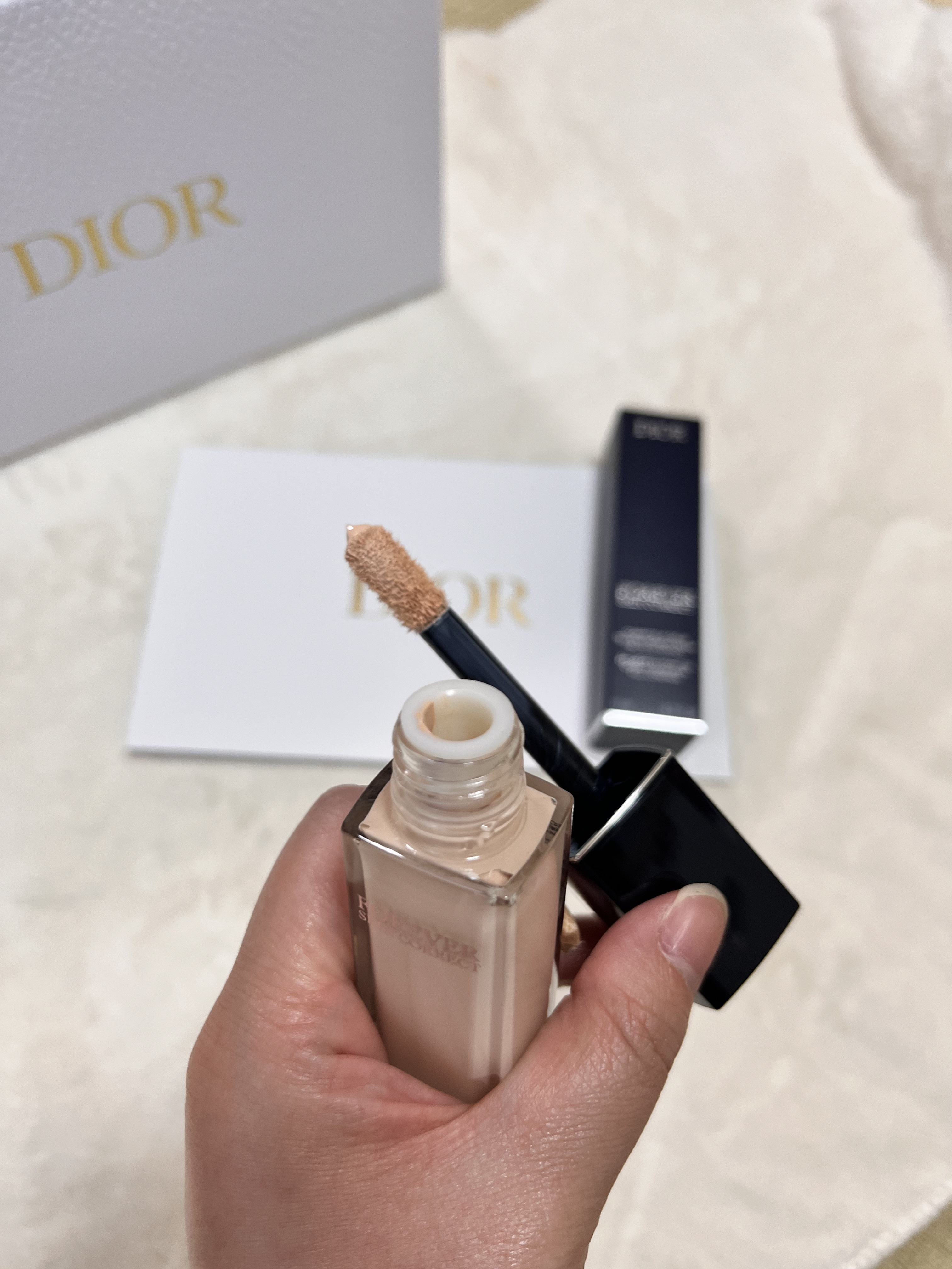 ディオールスキン フォーエヴァー スキン コレクト コンシーラー 00.5N/Dior/リキッドコンシーラーを使ったクチコミ（2枚目）