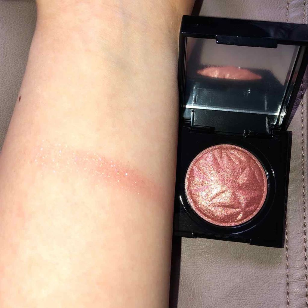 プリズム エアー シャドウ/CLIO/単色アイシャドウを使ったクチコミ(2枚目)