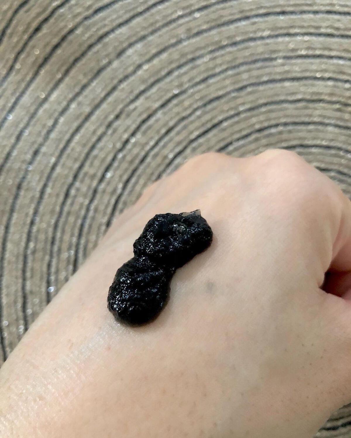 BLACK JELLY WASH(ブラックジェリーウォッシュ)/PLUEST/その他洗顔料を使ったクチコミ(4枚目)