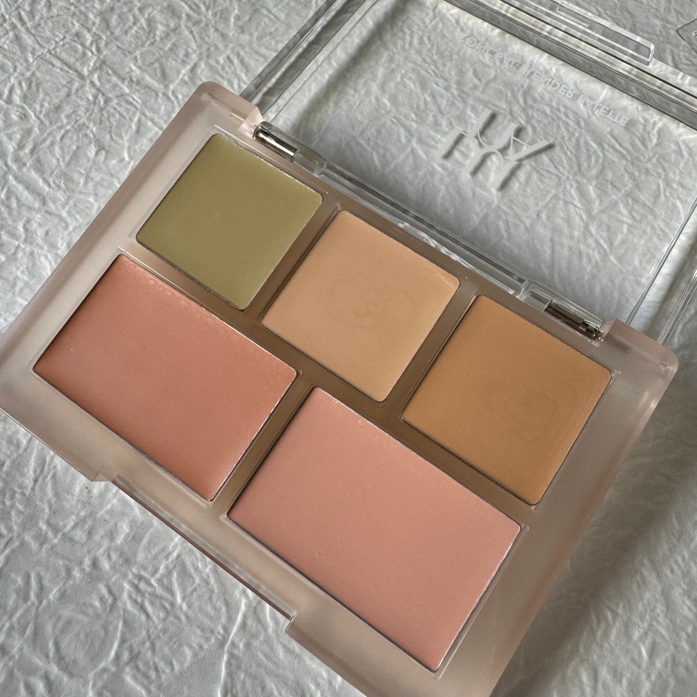 コンシールブレンダーパレット/LUNA/パレットコンシーラーを使ったクチコミ(2枚目)