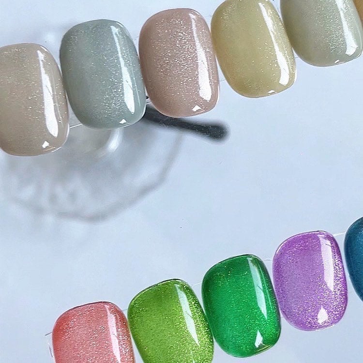 sato 🕊 self nail🫧🤍 on LIPS 「𝗟𝗔𝗩𝗔𝗡𝗸𝗼𝗺𝗼𝗻𝗼newitemをお試しさせて頂きました!..」(3枚目)