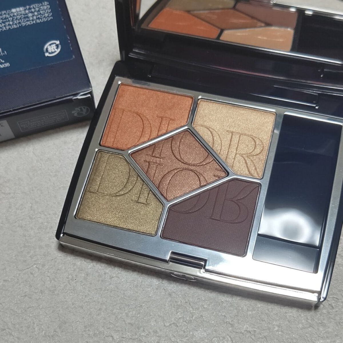 【旧】サンク クルール クチュール 659 ミラー ミラー〈ディオール エン ルージュ エディション〉（生産終了）/Dior/アイシャドウパレットを使ったクチコミ（2枚目）