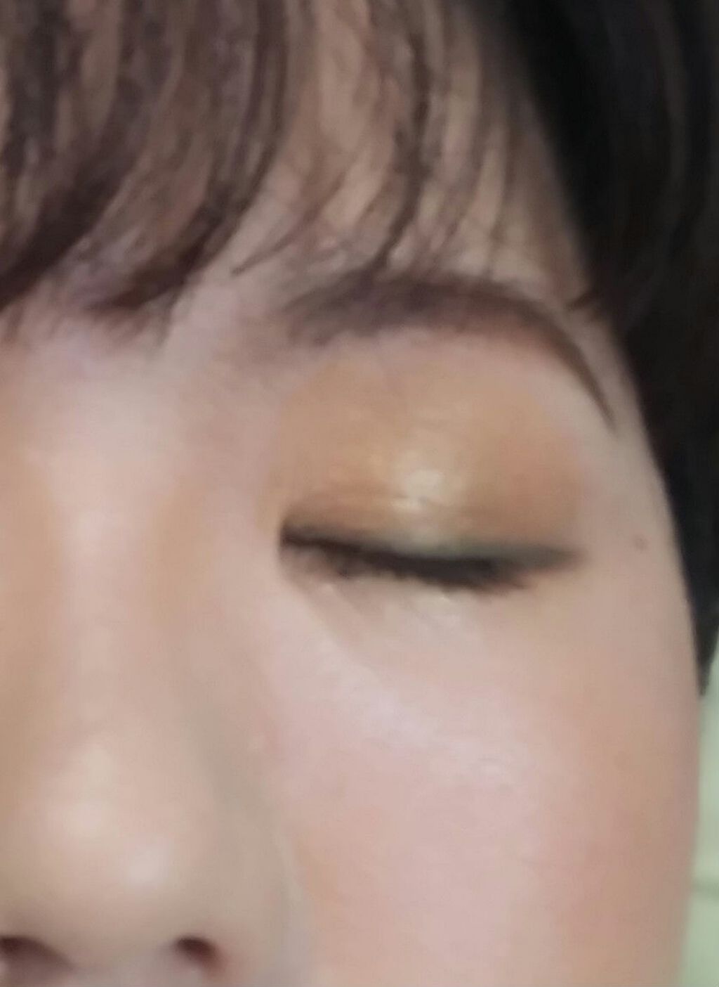 プリズム パウダーアイカラー/リンメル ロンドン/単色アイシャドウを使ったクチコミ(4枚目)