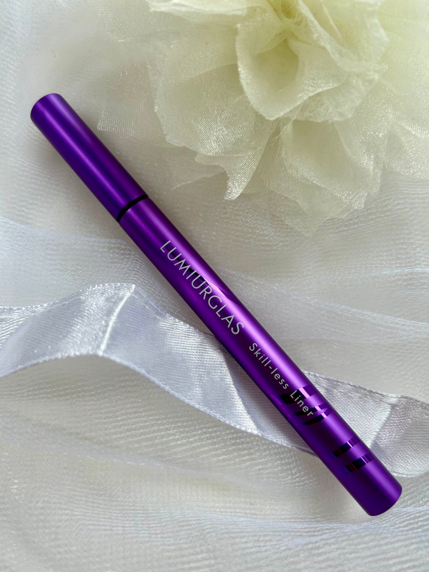 スキルレスライナー/LUMIURGLAS/リキッドアイライナーを使ったクチコミ(1枚目)