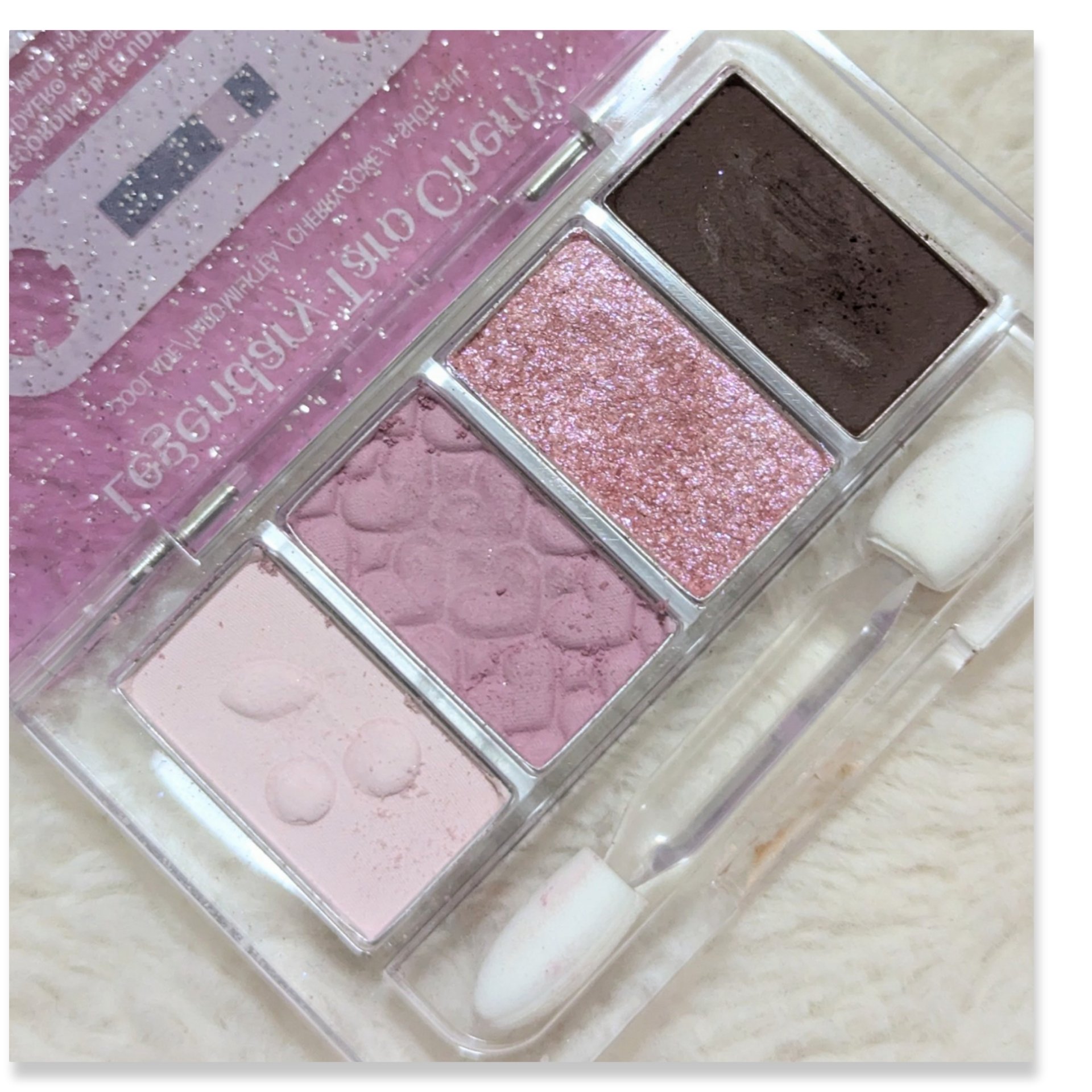 プレイカラーアイズミニ　リプレイコレクション レジェンダリーチェリー/ETUDE/アイシャドウパレットを使ったクチコミ（3枚目）