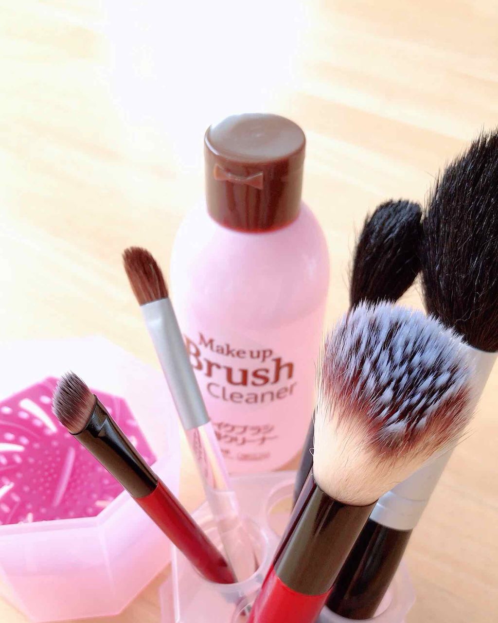 メイクブラシ専用クリーナー/DAISO/その他化粧小物を使ったクチコミ（3枚目）