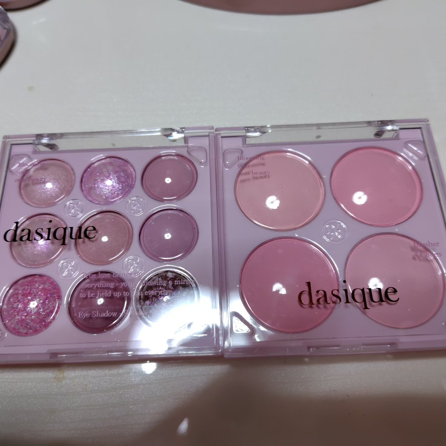 ブレンディングムードチーク/dasique/パウダーチークを使ったクチコミ（1枚目）