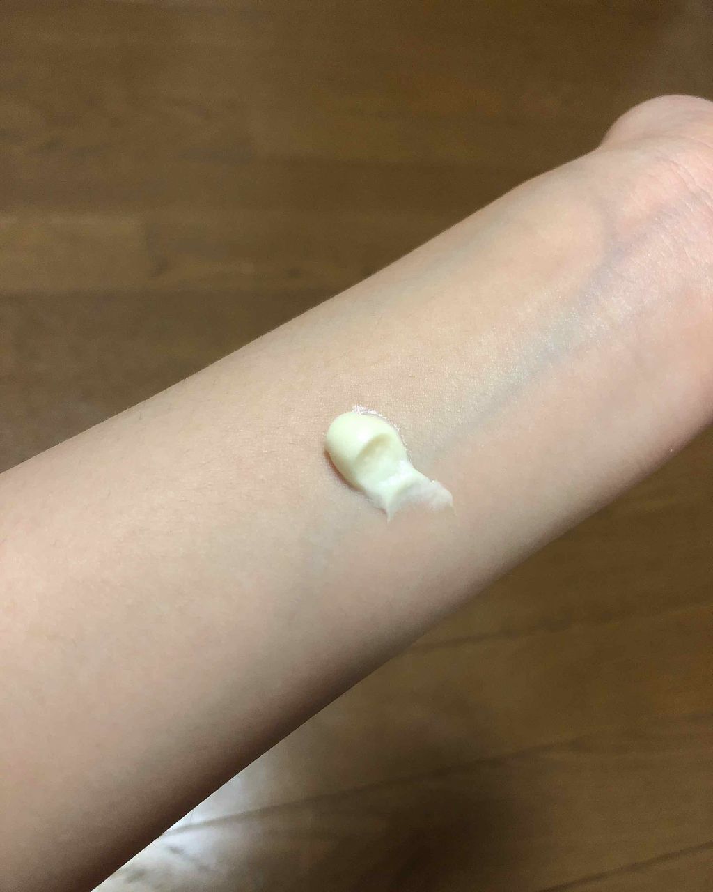 ヒッポファンフルーティ ハンドクリーム/WELEDA/ハンドクリームを使ったクチコミ（2枚目）