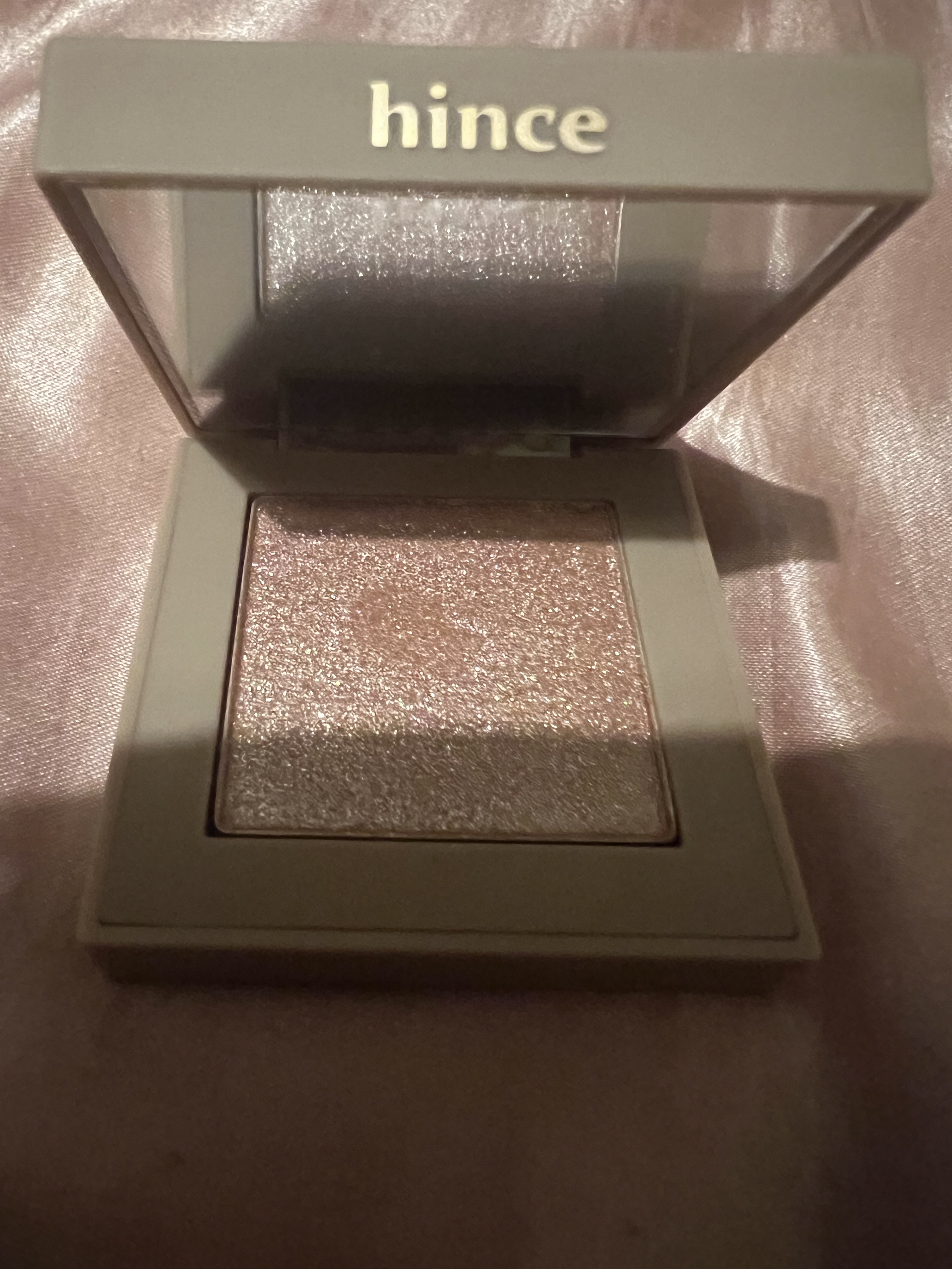 ニューデップスアイシャドウ/hince/単色アイシャドウを使ったクチコミ（1枚目）