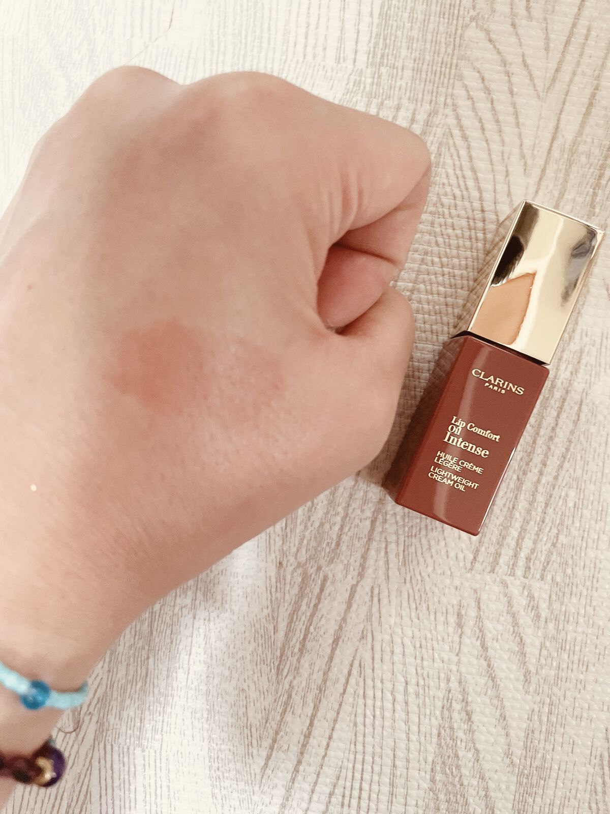 コンフォート リップオイル インテンス/CLARINS/リップグロスを使ったクチコミ（3枚目）