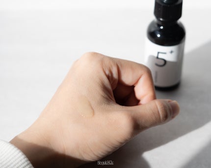 5番 白玉グルタチオンC美容液/numbuzin/美容液を使ったクチコミ(4枚目)