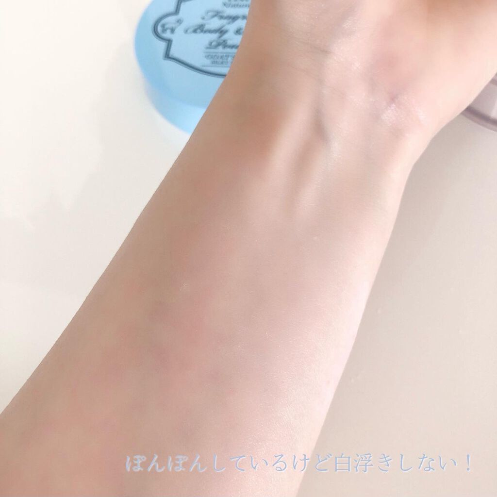 フレグランス ボディ&フェイスパウダー ゴートミルク/Leivy/ルースパウダーを使ったクチコミ(3枚目)