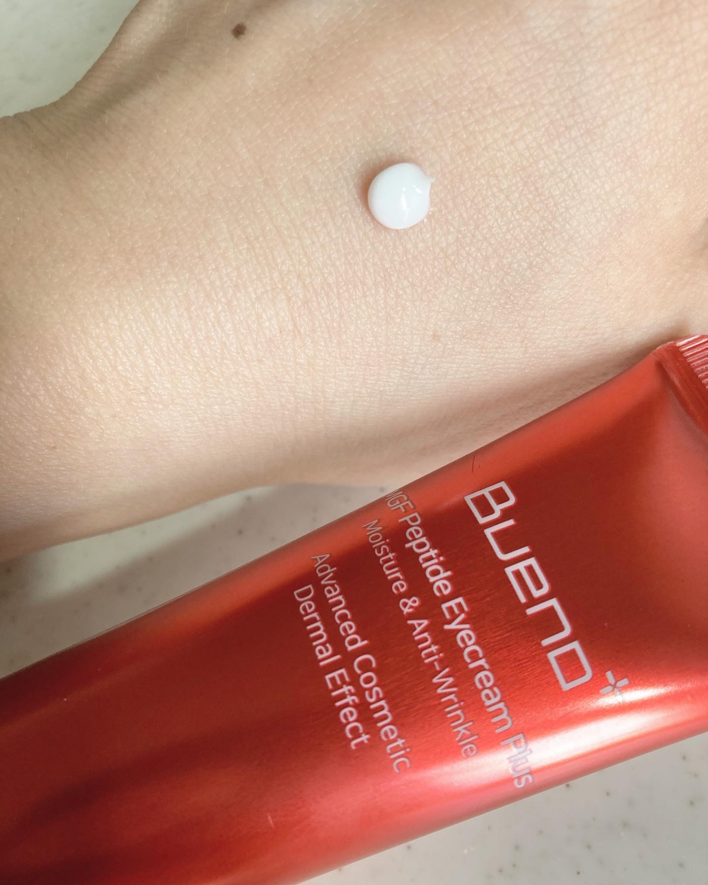 MGF ペプチド アイクリームプラス/BUENO/アイケア・アイクリームを使ったクチコミ（2枚目）