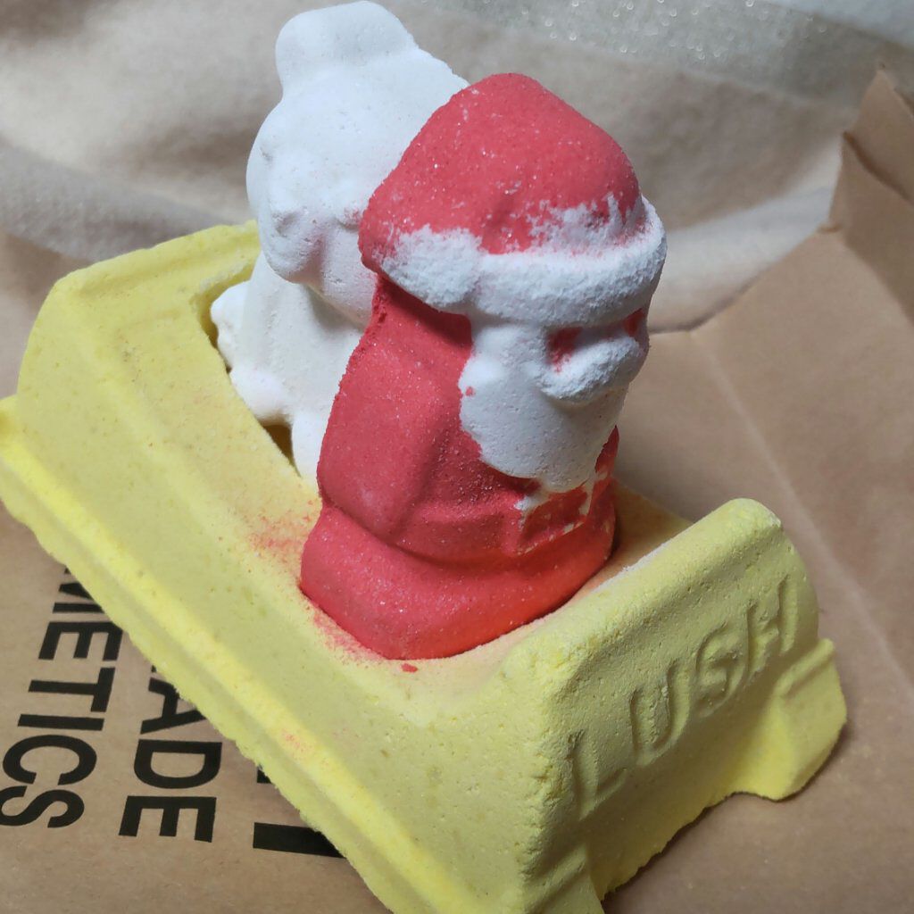 サンタズマジックスレイ(バスボム) /ラッシュ/炭酸系入浴剤を使ったクチコミ（1枚目）