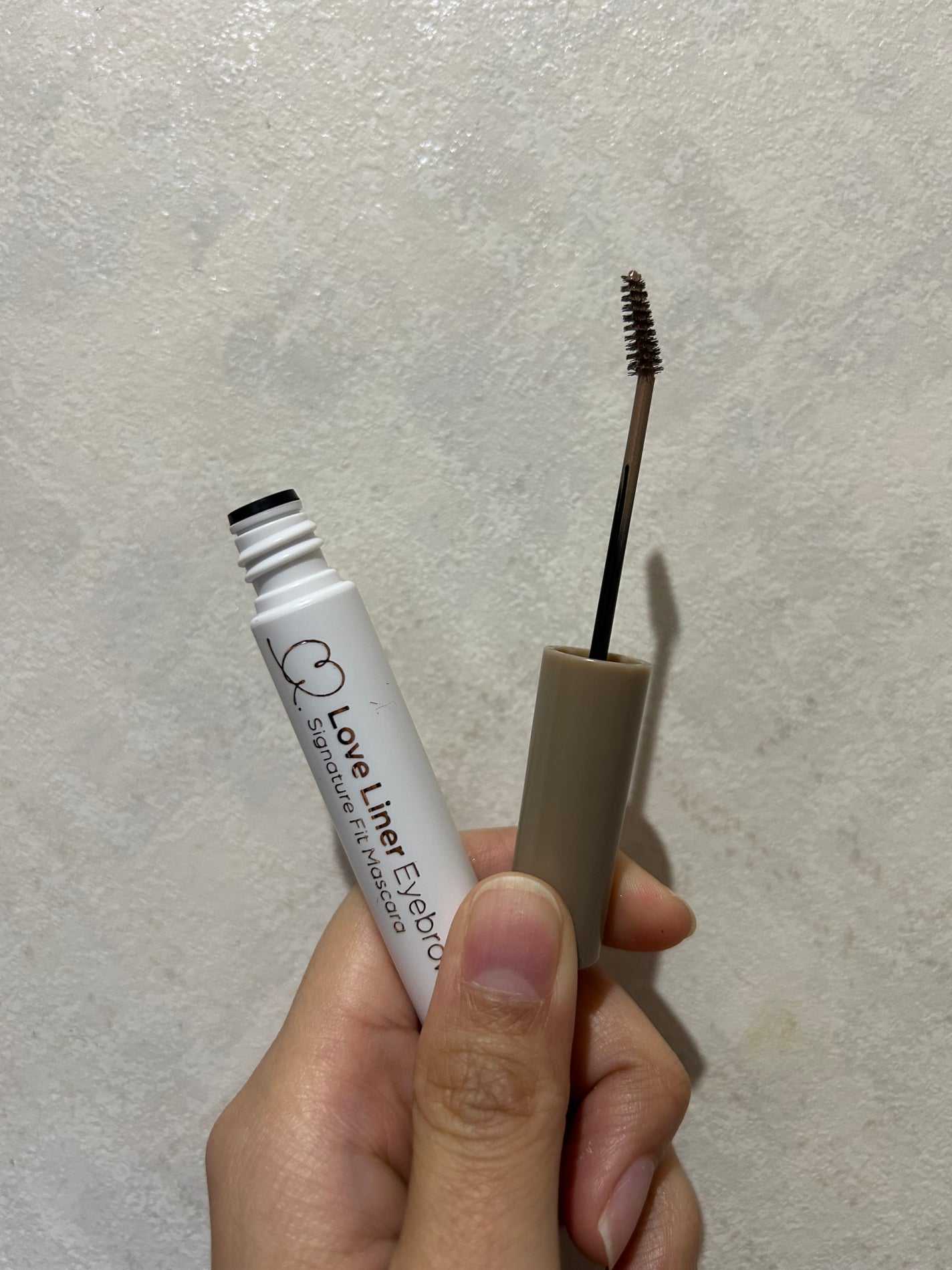 ラブ・ライナー シグネチャーフィットマスカラ<アイブロウ>/ラブ・ライナー/眉マスカラを使ったクチコミ(2枚目)