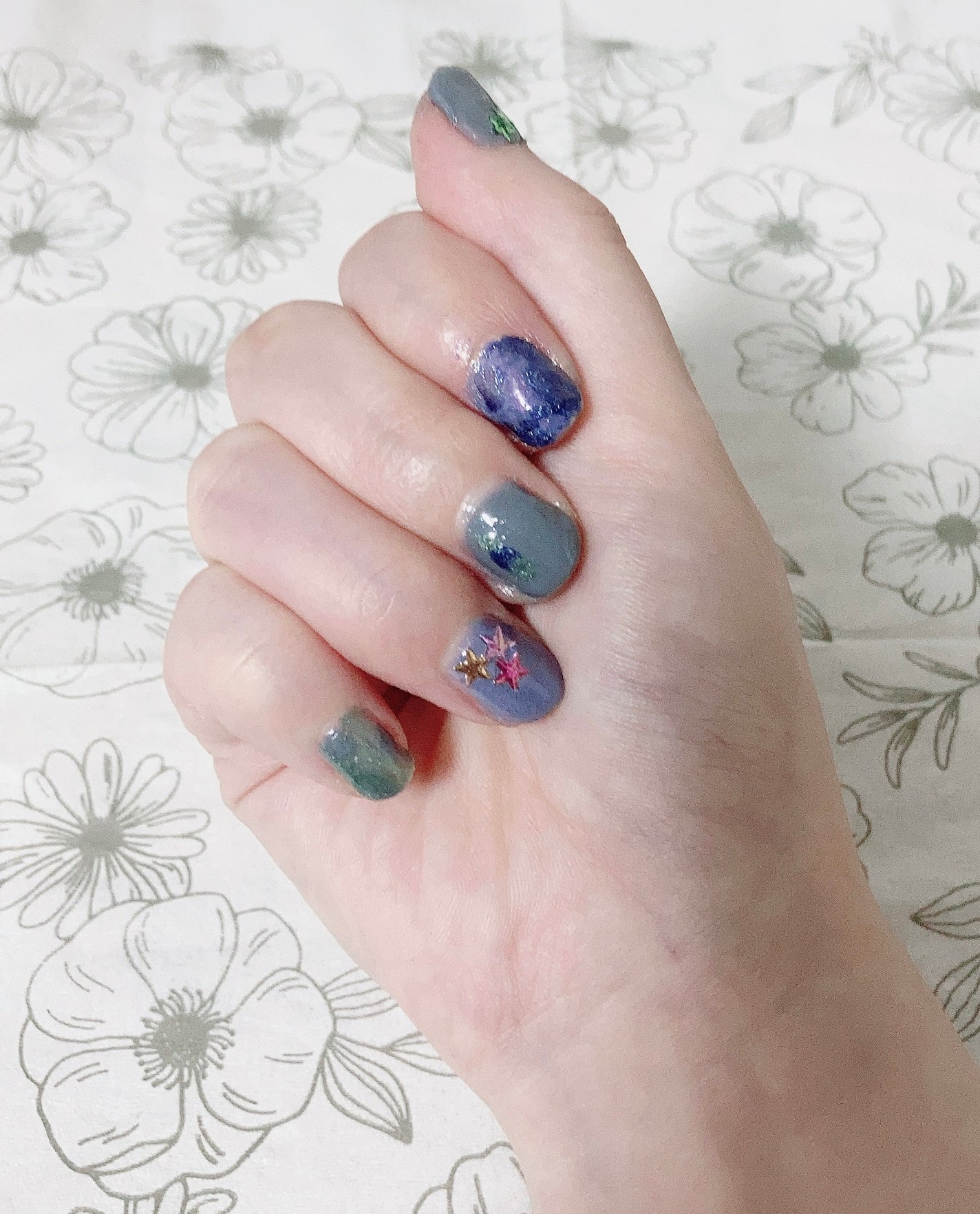 カラフルネイルズ/キャンメイク/マニキュアを使ったクチコミ(2枚目)