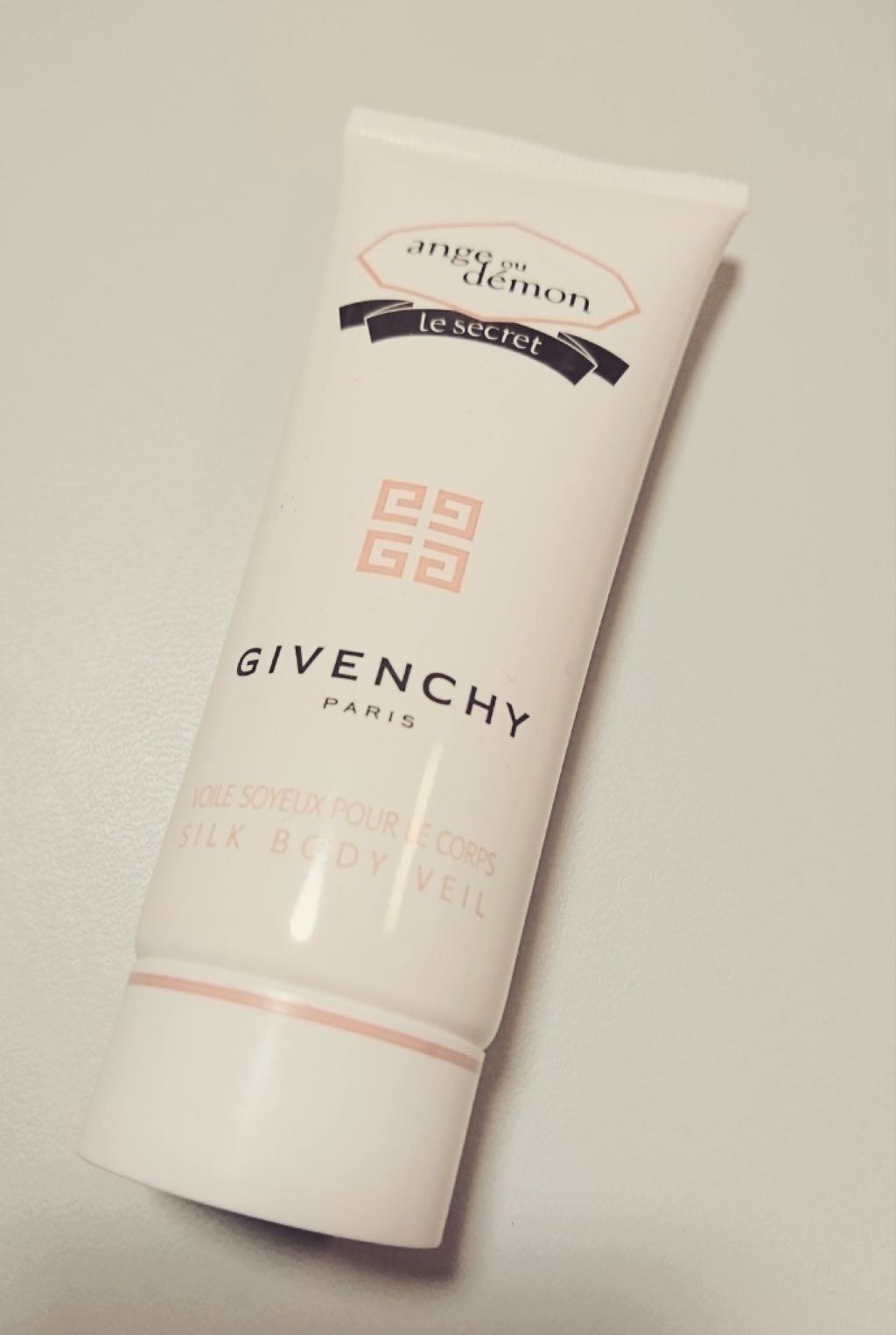 kusa11 on LIPS 「GIVENCHYSILKBODYVEIL75mlお風呂上がり腕..」(1枚目)