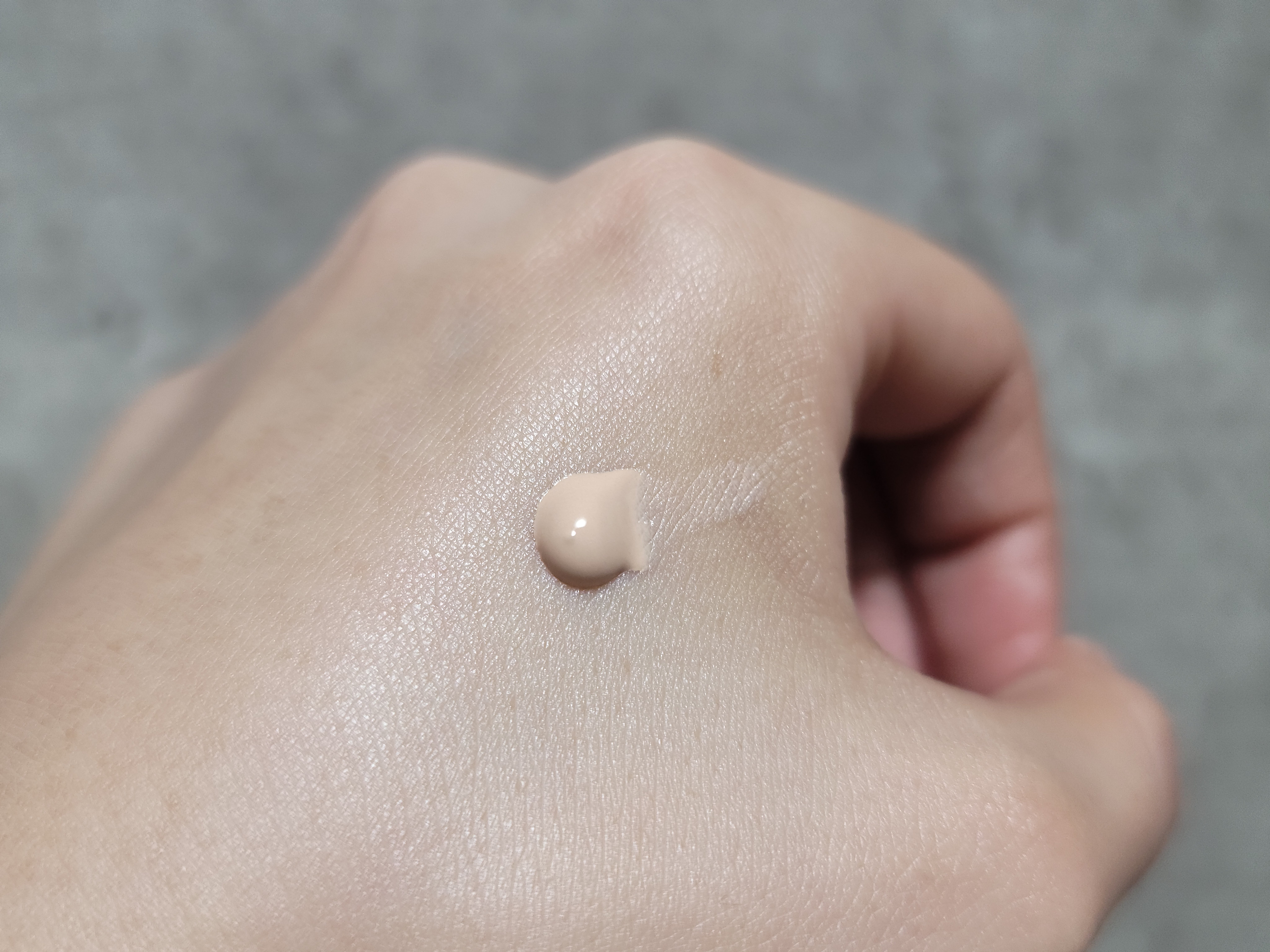 エレガンス モデリング カラーアップ ベース UV BE992 / Elégance