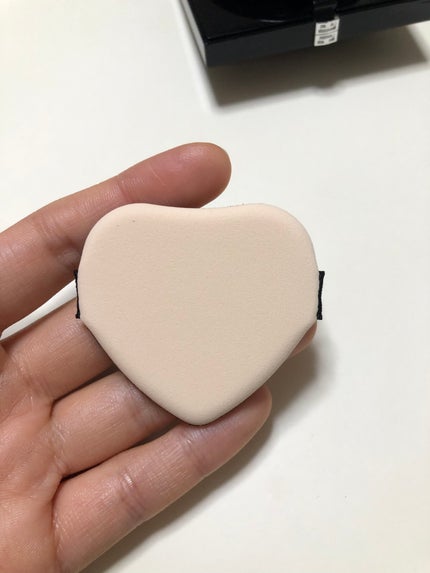 プリズム・リーブル・スキンケアリング・グロウ・クッション/GIVENCHY/クッションファンデーションを使ったクチコミ(4枚目)