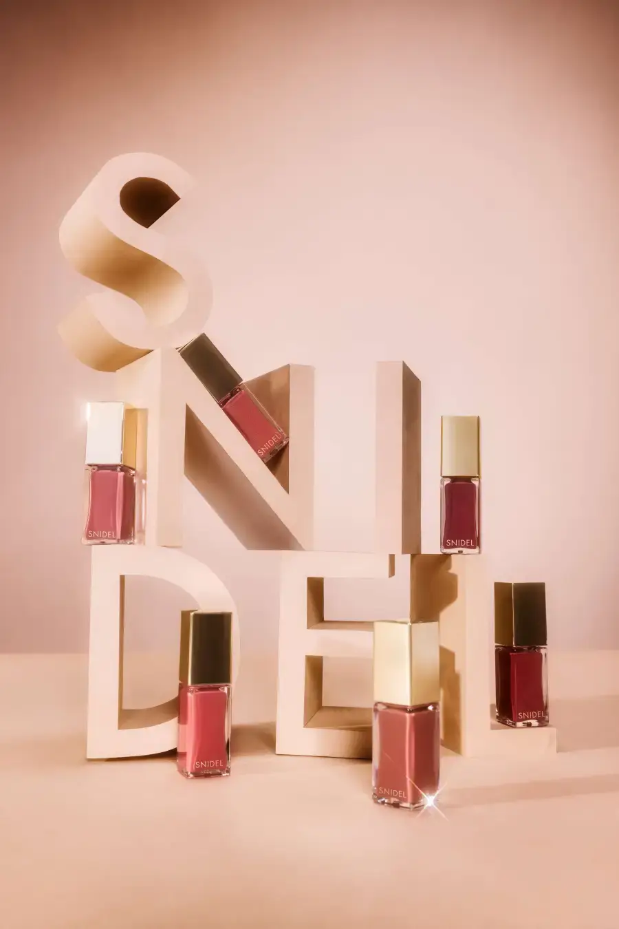 【クリスマスコフレ2023】スナイデル ビューティーから2023 Holiday Collectionが3回にわたり発売決定の画像