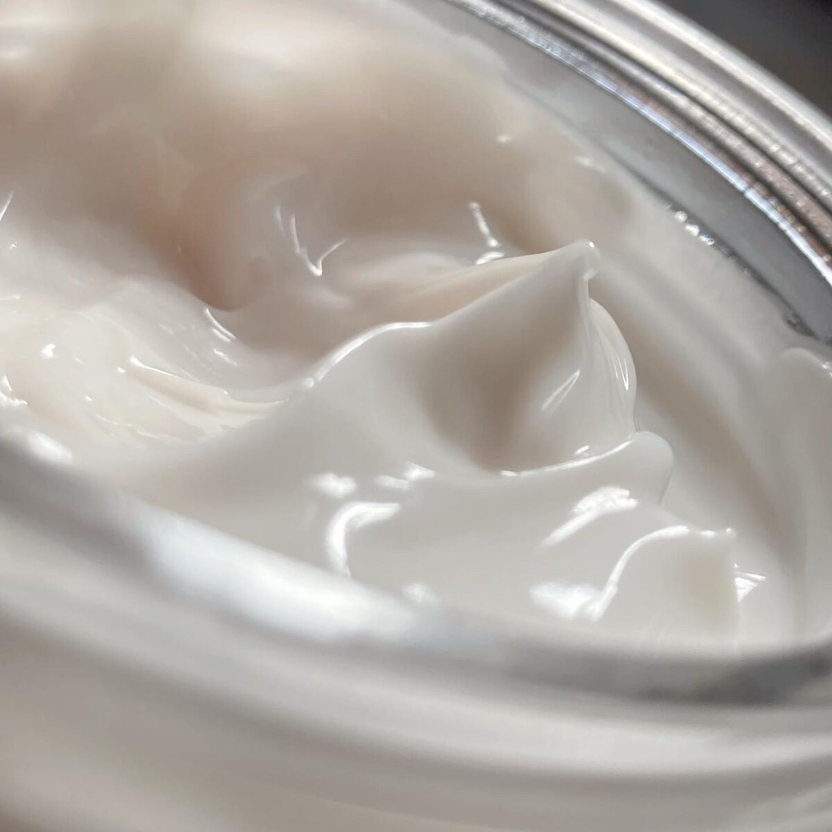 Dior 【旧】メゾン クリスチャン ディオール エデン ロック ボディ クリームのクチコミ「ケネディ一家からイギリス王室
名だたる重鎮達に愛されてきた南仏のホテル
#オテルドゥキャップエ.....」（3枚目）