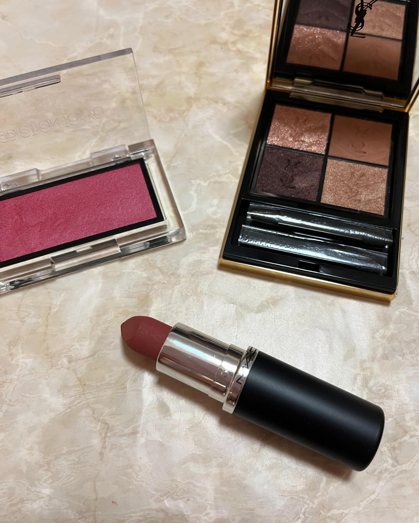 アディクション ザ ブラッシュ パール 010P Evening Hibiscus/ADDICTION/パウダーチークを使ったクチコミ（1枚目）