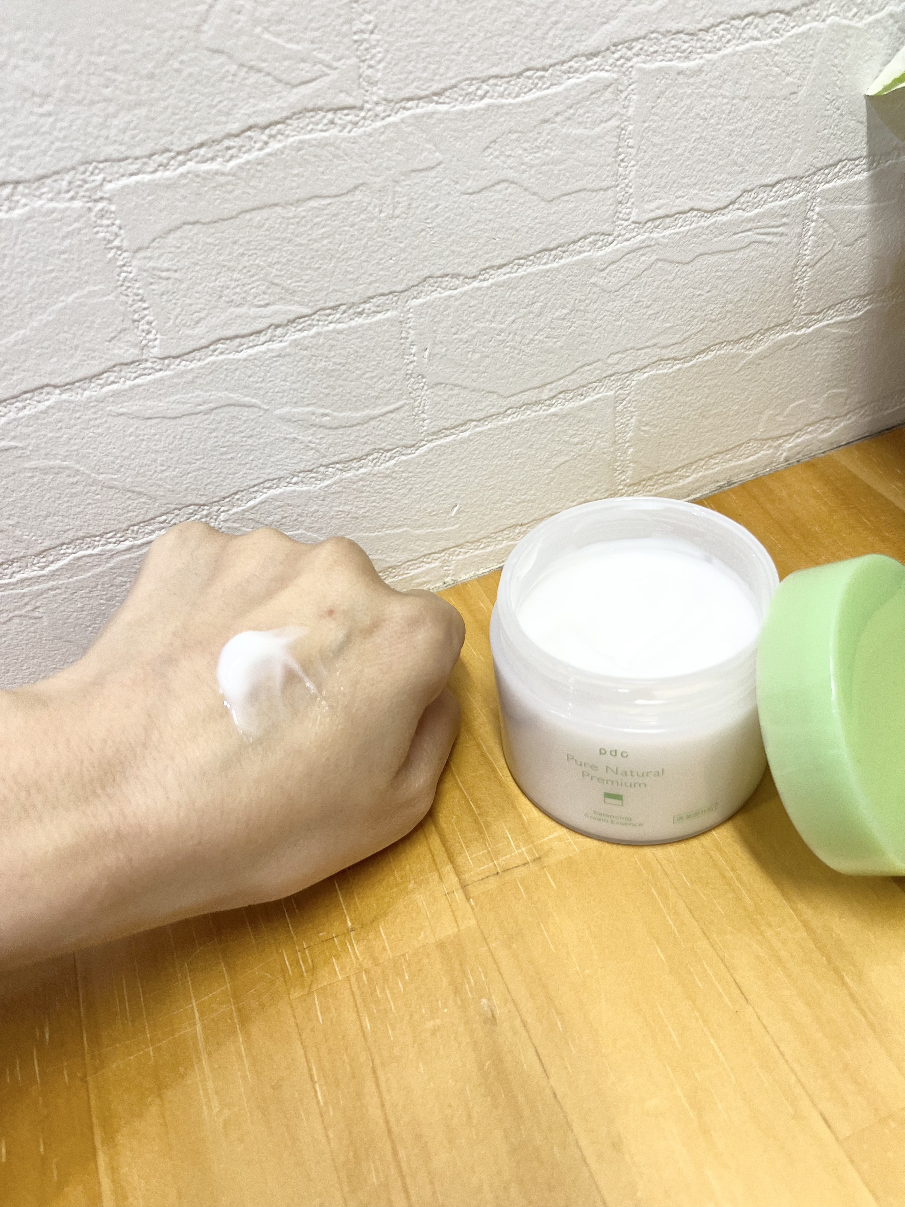 ピュア ナチュラル プレミアム バランシング クリームエッセンス /pdc/フェイスクリームを使ったクチコミ（3枚目）