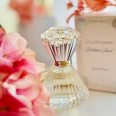 JILL STUART ジルスチュアート ブリリアントジュエル オードパルファンのクチコミ「【JILLSTUART Brilliant Jewel Eau de Parfum】

.˚⊹.....」（3枚目）