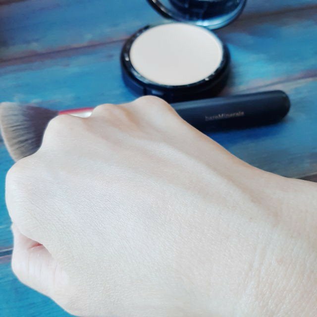 ベアプロ 16HR パウダー ファンデーション/bareMinerals/パウダーファンデーションを使ったクチコミ(4枚目)