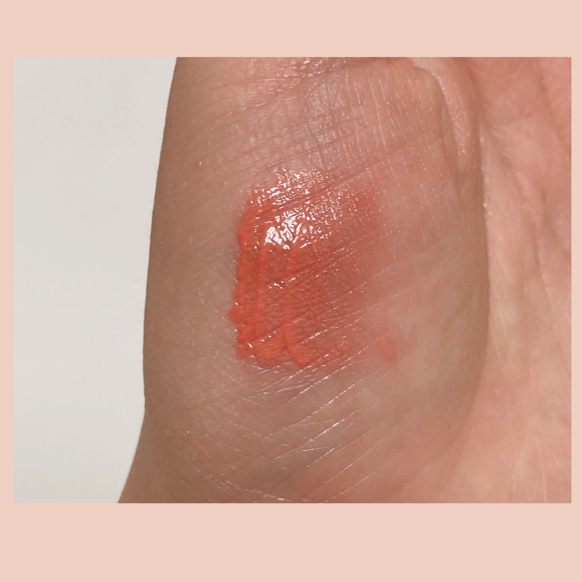 ヴォリュプテ ウォーター カラーバーム 03 ショーミーピーチ/YVES SAINT LAURENT BEAUTE/口紅を使ったクチコミ（3枚目）