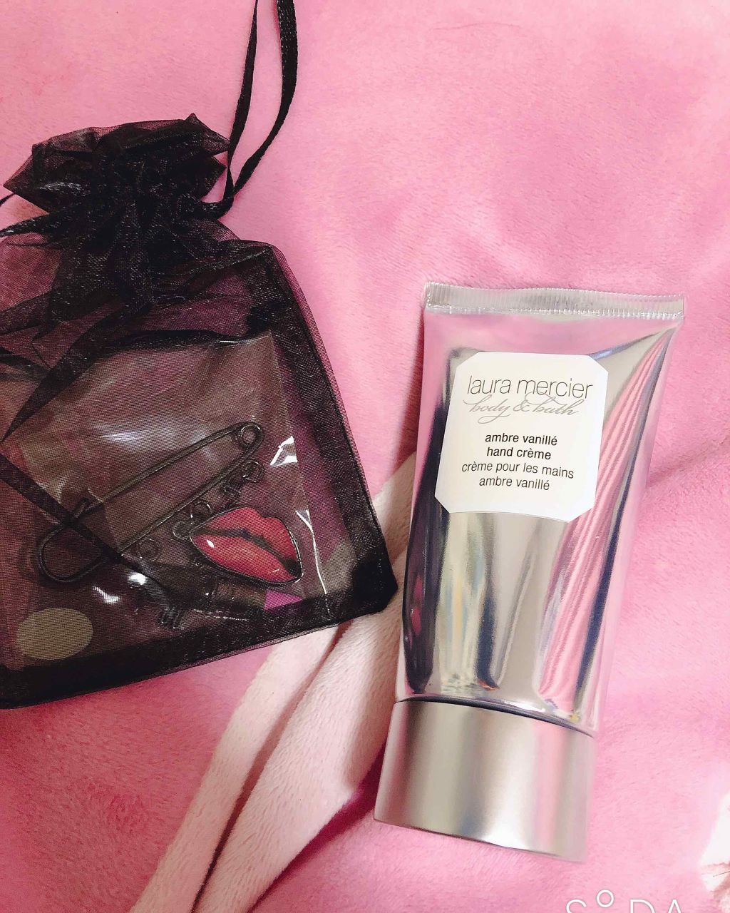 ハンドクリーム アンバーバニラ/ローラ メルシエ/ハンドクリームを使ったクチコミ（1枚目）
