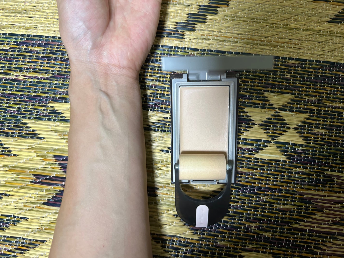 プリマヴィスタ デイトリートメントバーム 〈ローラータイプ〉/プリマヴィスタ/その他ファンデーションを使ったクチコミ(3枚目)