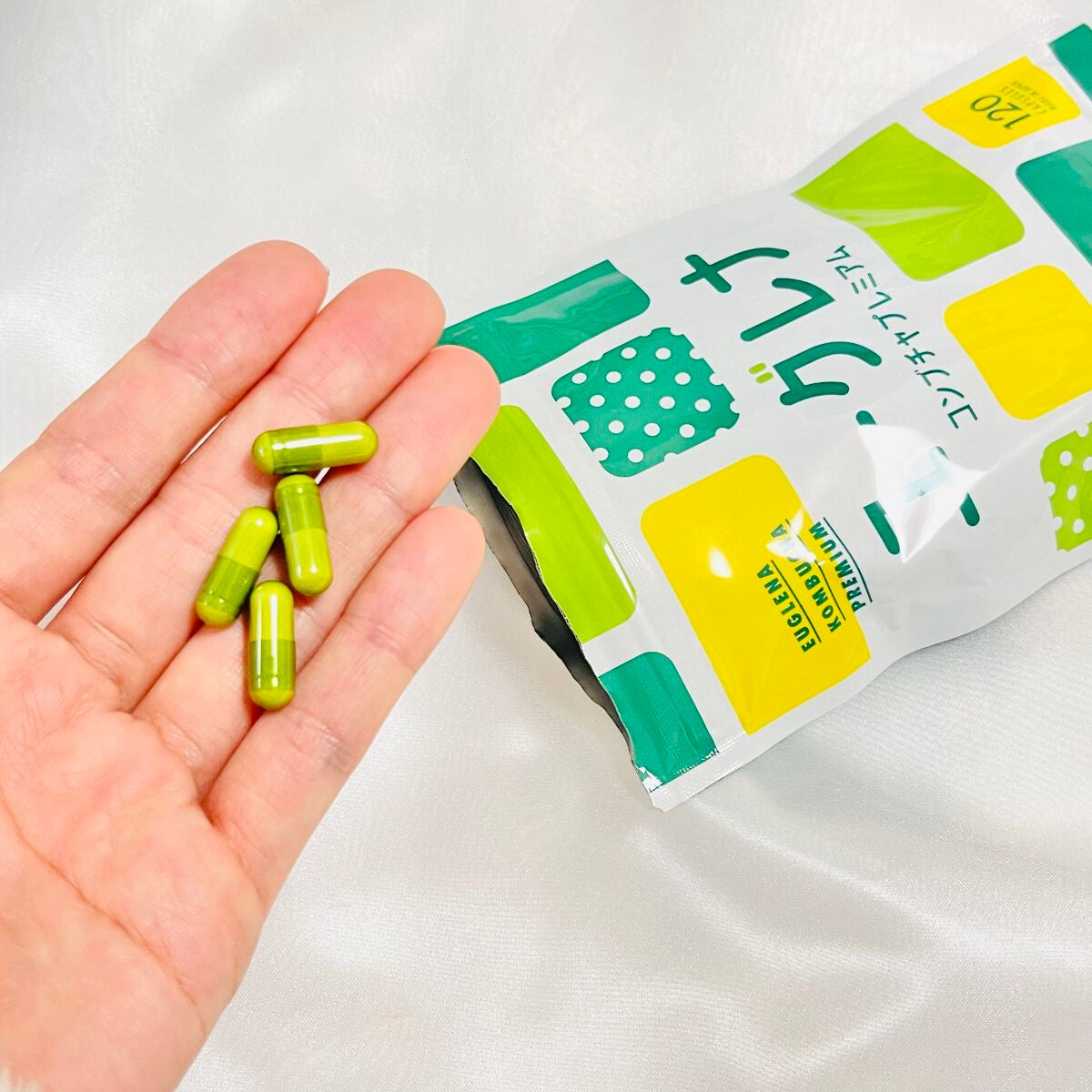 ユーグレナコンブチャプレミアム/ナチュレライフ/美容サプリメントを使ったクチコミ(4枚目)