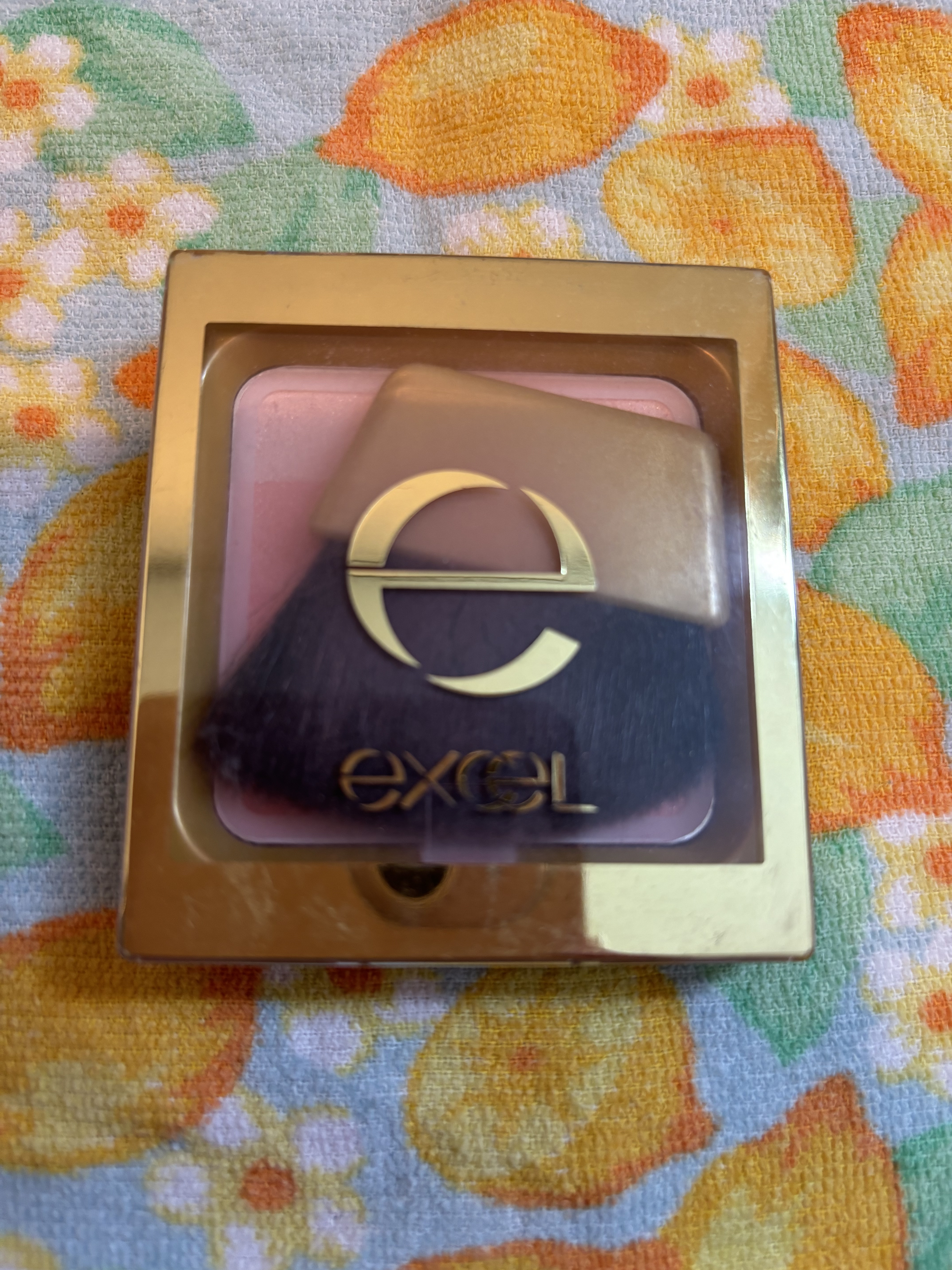 グラデーションチーク N/excel/パウダーチークを使ったクチコミ（1枚目）