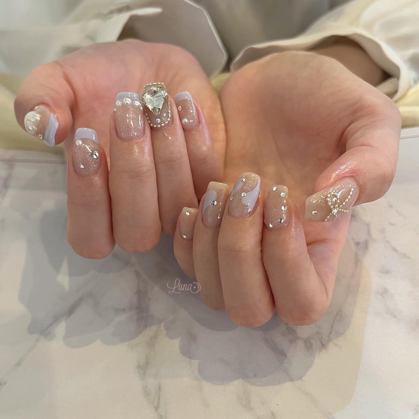 #ジェルネイル,#ワンカラーネイル,#ニュアンスネイル,#うるうるネイル,#ちゅるんネイル,#シンプルネイル,#パーツネイル,#透け感ネイル,#クリアネイル,#ぷっくりネイル,#ちぐはぐネイル,#韓国ネイル,#きらきらネイル,#うるつやネイル,#フレンチガーリーネイル,#埋めつくしネイル,#フレンチネイル,#パープルネイルのネイルデザイン