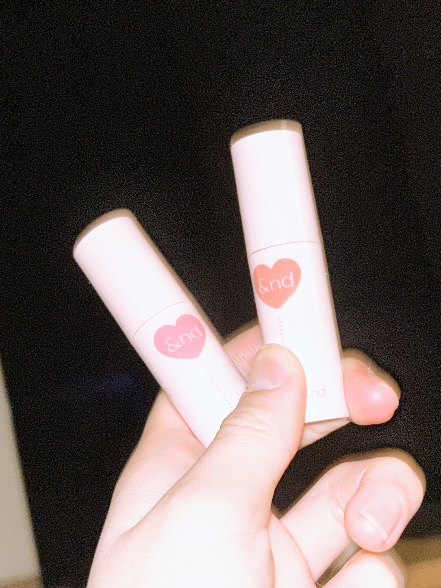 アンドバイロムアンド グラッシーボムティント/&nd by rom&nd/リップティントを使ったクチコミ(1枚目)