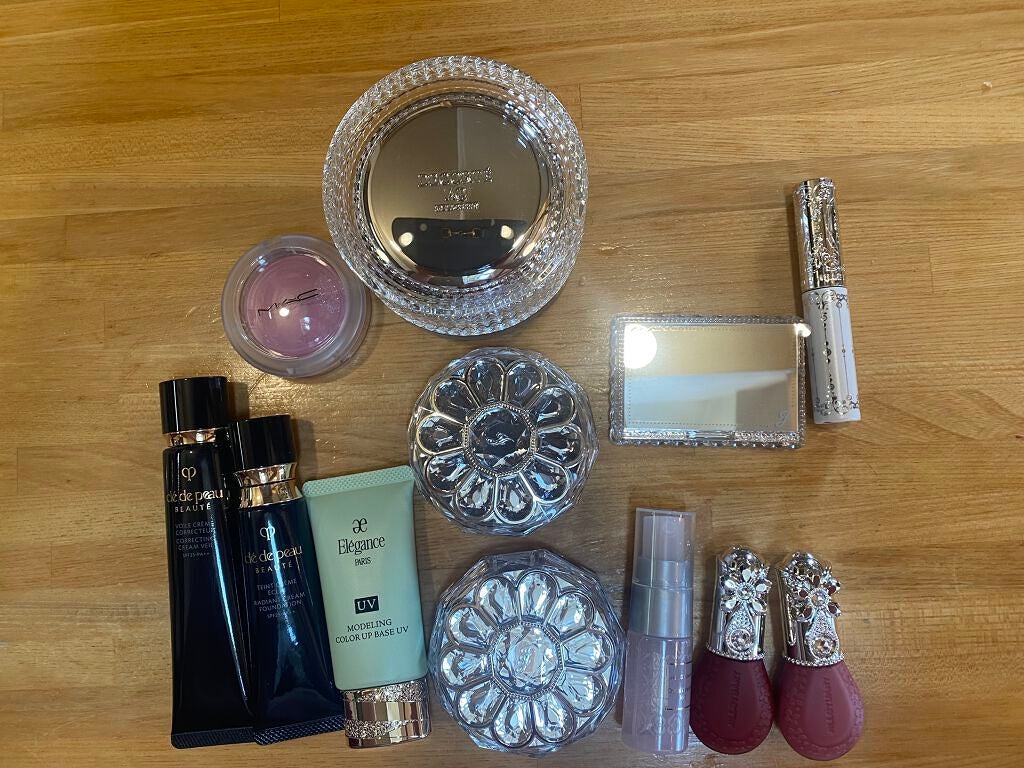 AQ ミリオリティ フェイスパウダー/DECORTÉ/ルースパウダーを使ったクチコミ(2枚目)