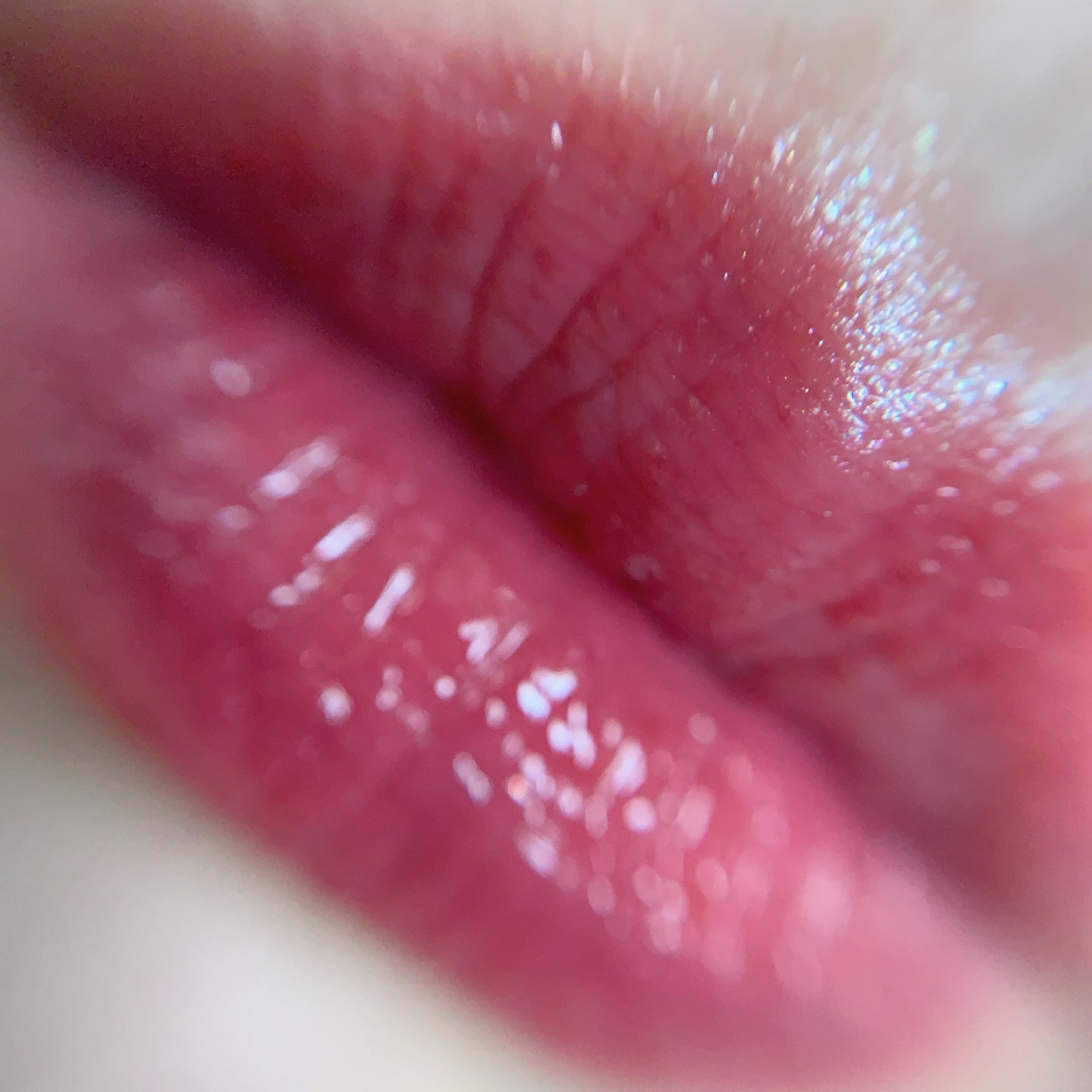 グラッシーボムティント/&nd by rom&nd/リップティントを使ったクチコミ(4枚目)