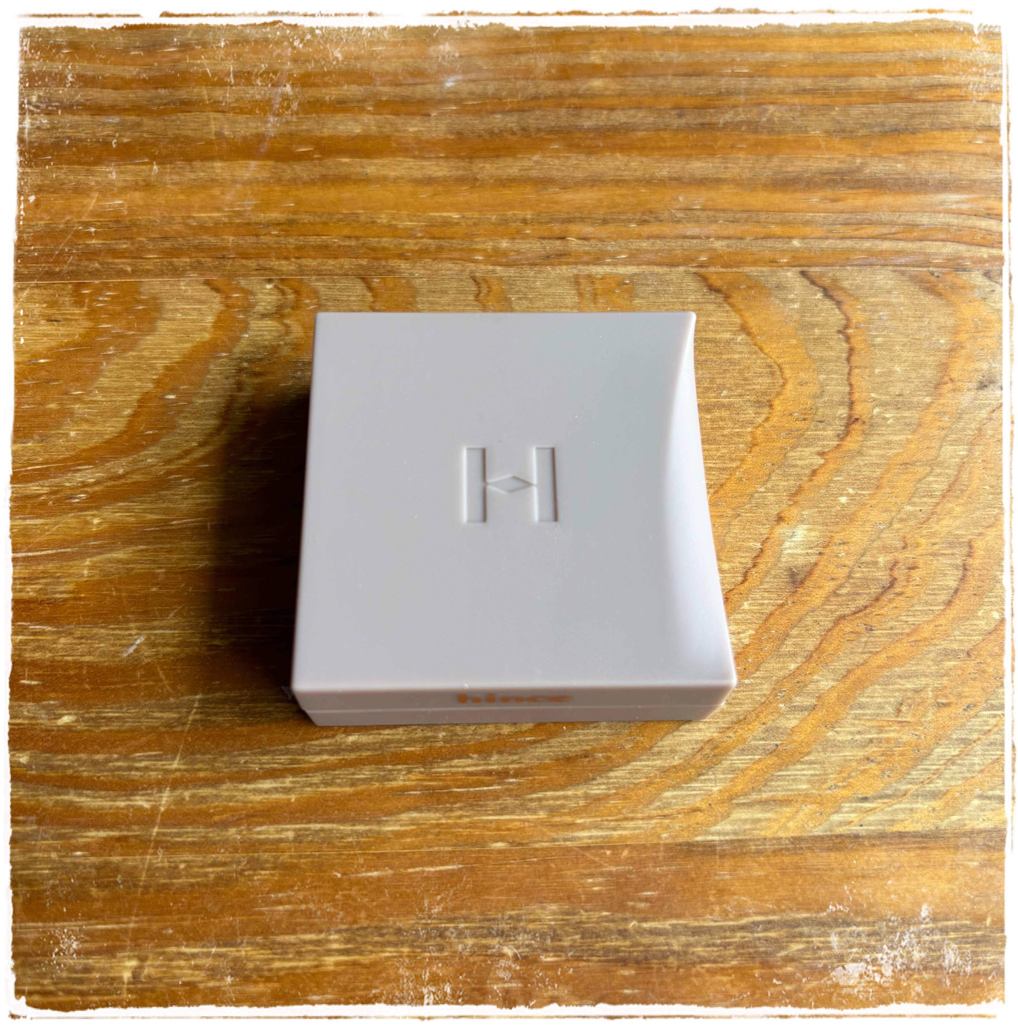 ニューデップスアイシャドウ/hince/単色アイシャドウを使ったクチコミ（1枚目）